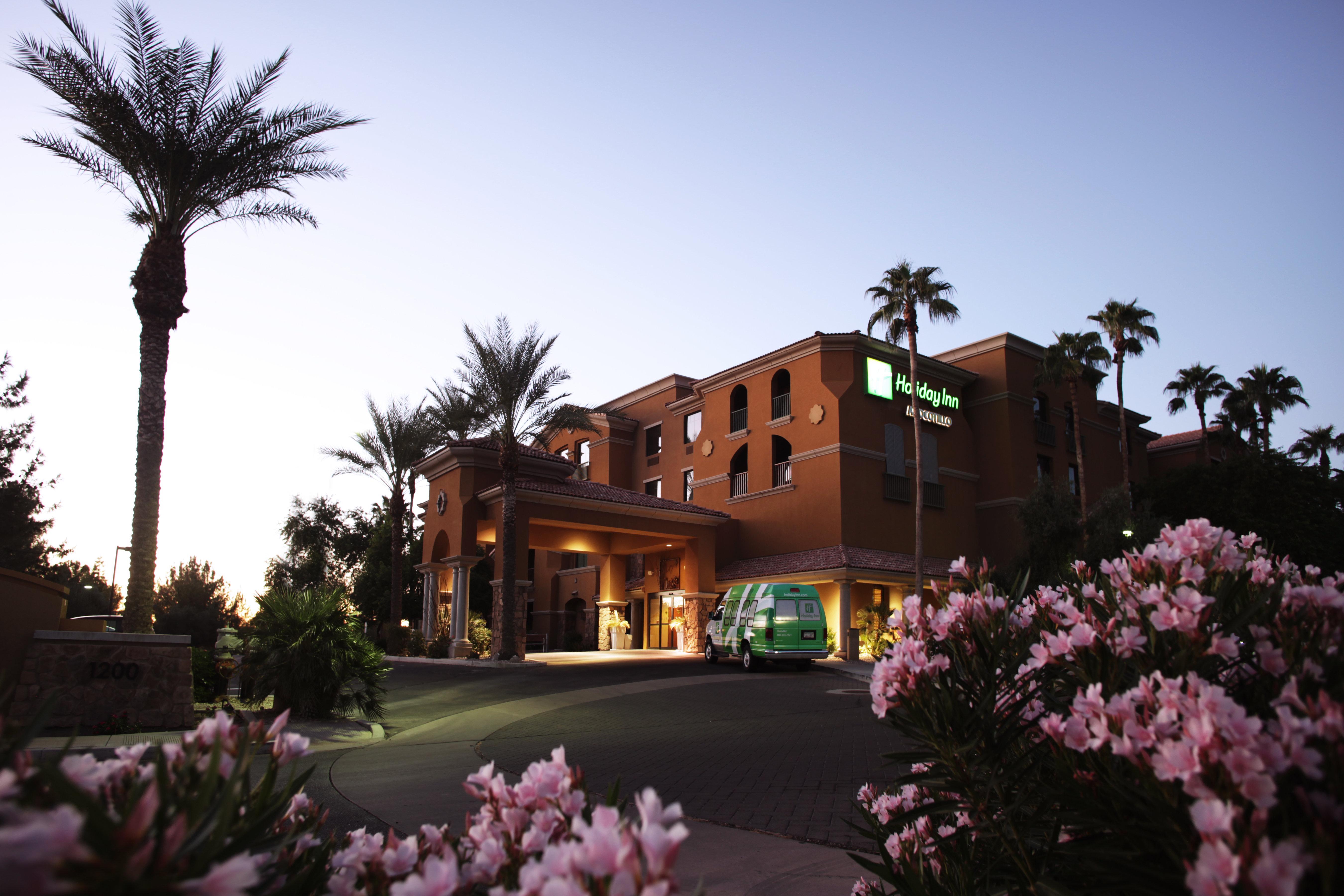 Holiday Inn Phoenix/Chandler, An Ihg Hotel Exterior photo